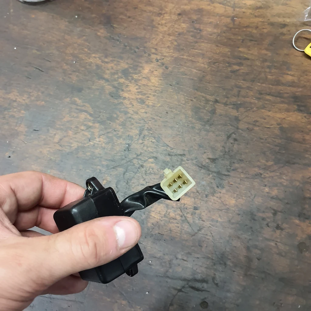 Boîte à fusibles occasion — Honda NX Transcity