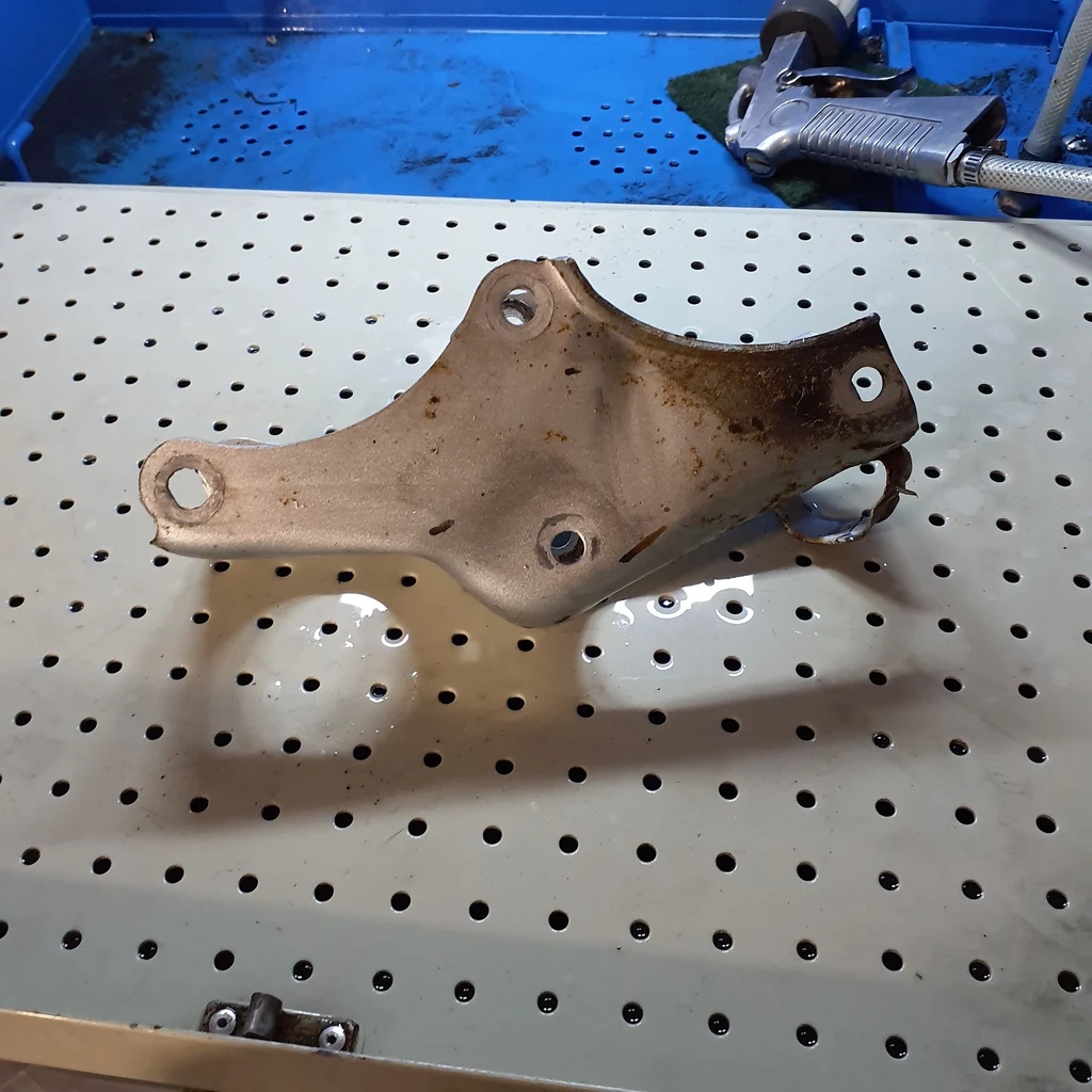 Support moteur avant occasion — Honda NX 125 Transcity