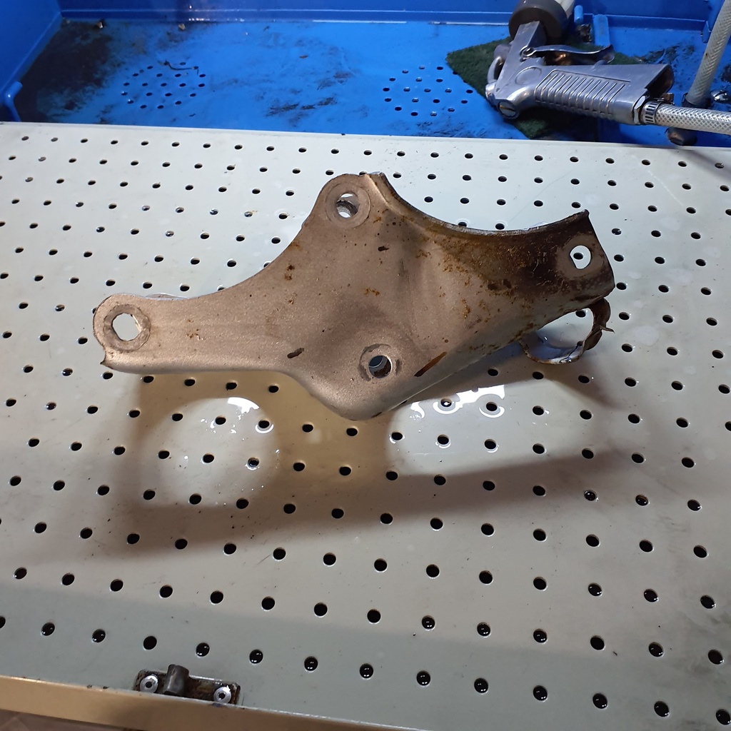 Support moteur avant occasion — Honda NX 125 Transcity