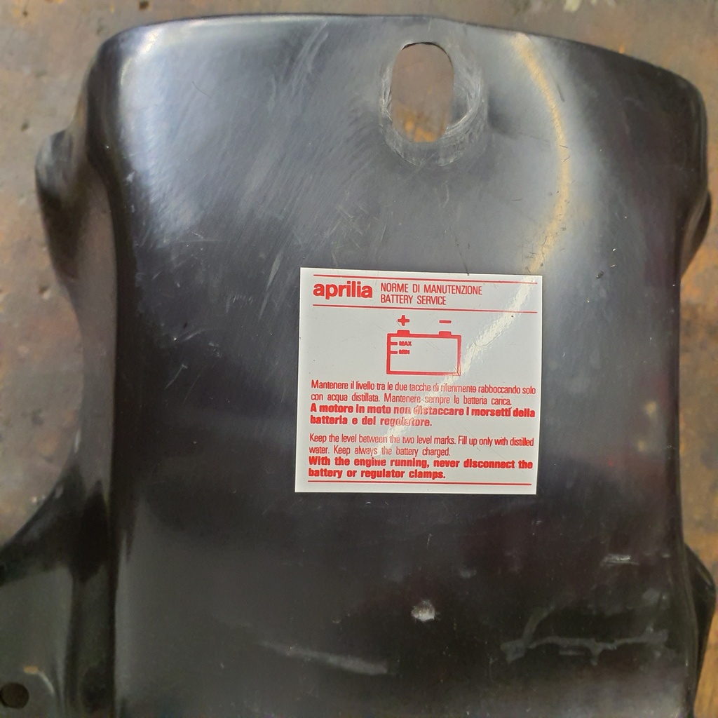 Support de batterie occasion — Aprilia Red Rose