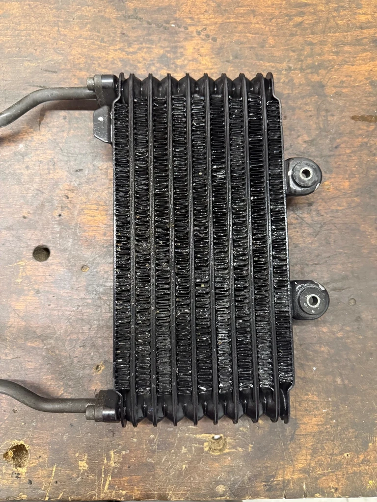 Radiateur d'huile occasion — Suzuki GSF 600 Bandit