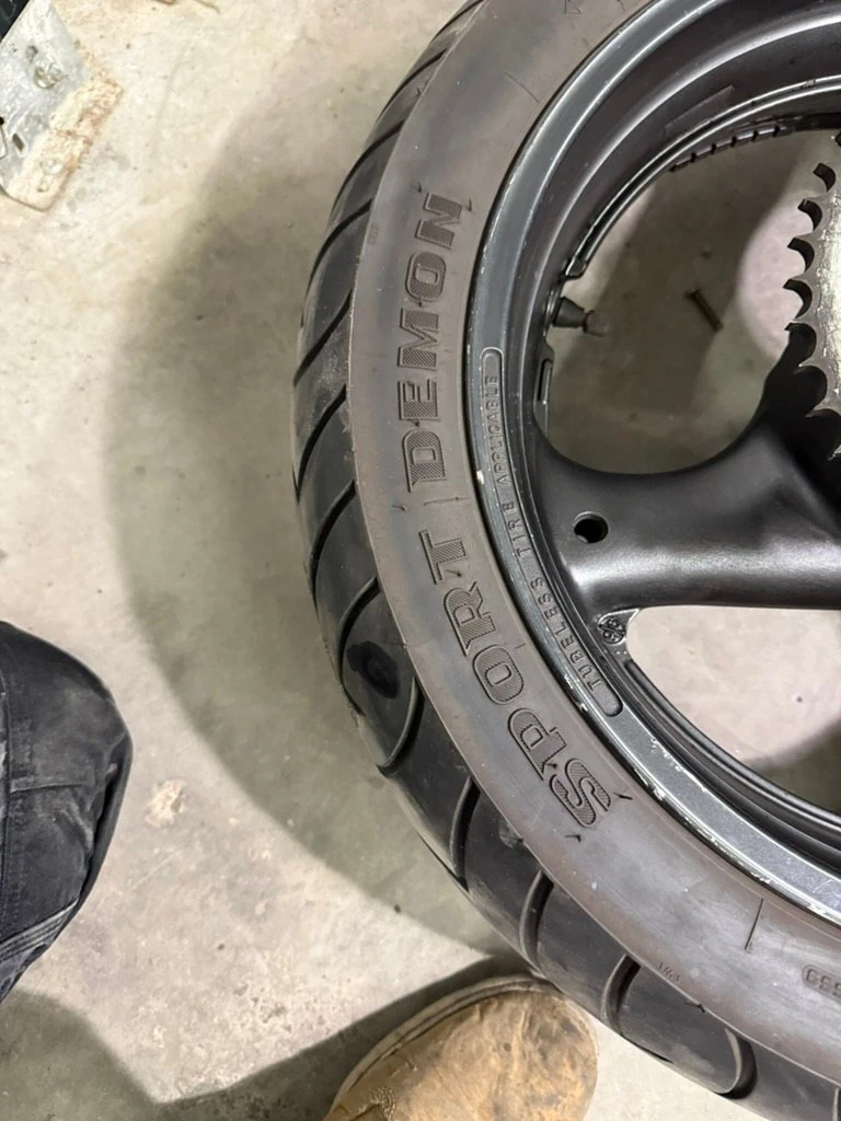 Roue arrière occasion — Suzuki GSF 600 Bandit