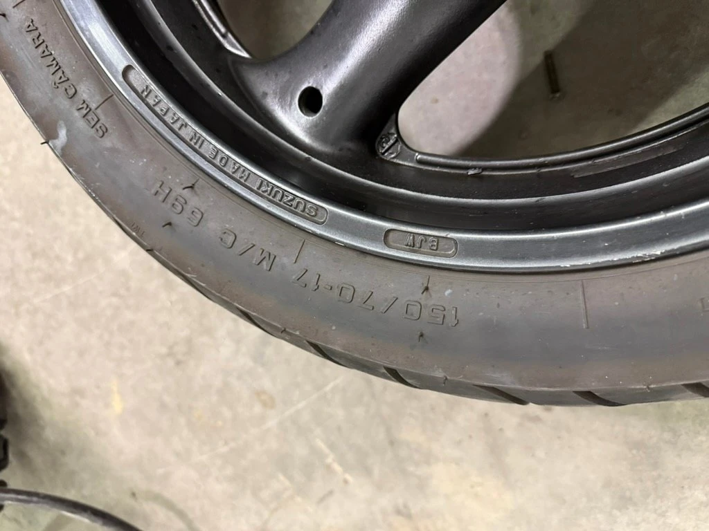 Roue arrière occasion — Suzuki GSF 600 Bandit