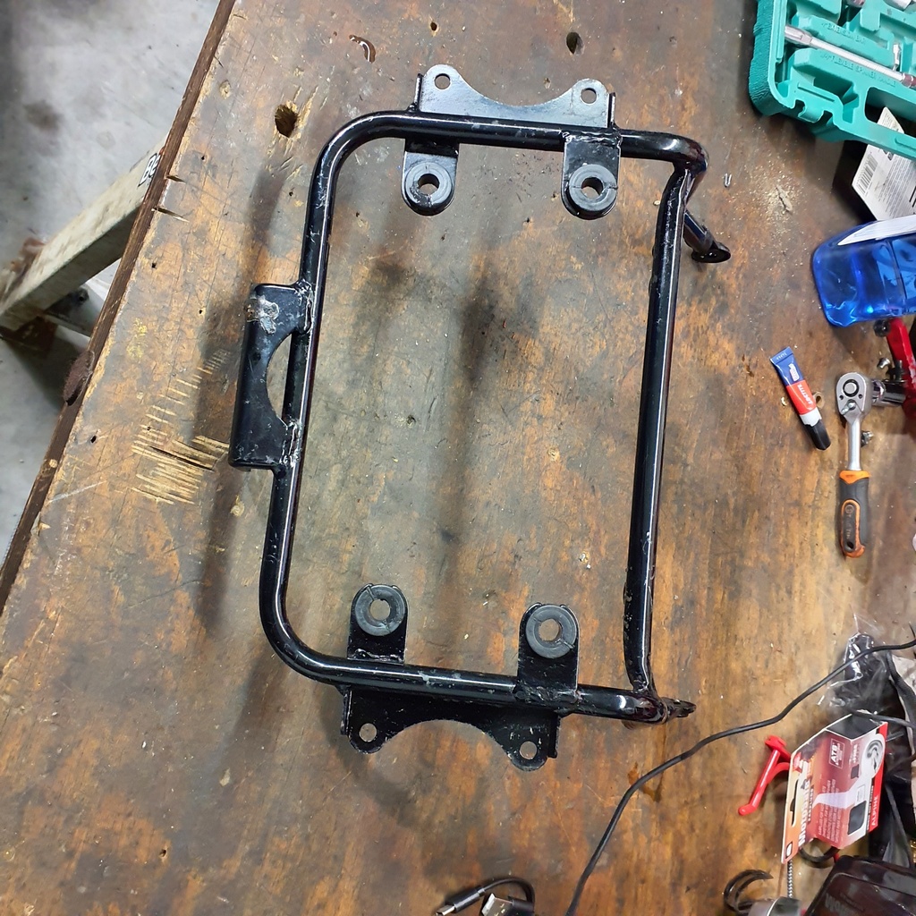 Araignée support de phare et compteur