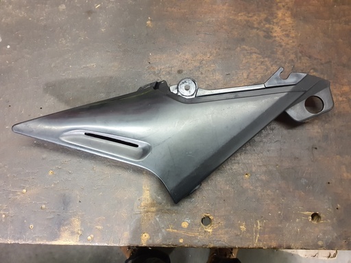 Cache latéral gauche occasion — Yamaha XJ 600 N Diversion