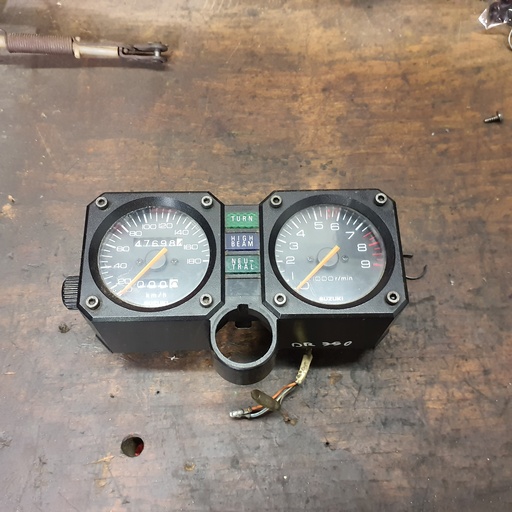 Bloc compteur et compte-tours occasion — Suzuki DR 750 S Big